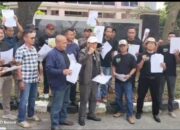 Murka, Puluhan Kontraktor Lakukan Aksi Didepan Kantor Pemkab Bekasi, Ini Pemicunya