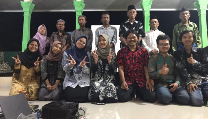 Mahasiswa KKN Kolaboratif UIN SGD Bandung dan UIN SUKA Kelompok 416 Gelar Sosialisasi Penawaran Program Sisdamas