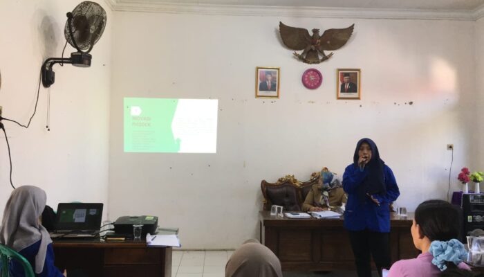 Mahasiswi KKN UBP Karawang gelar Sosialisasi UMKM, Ini yang Dibahas 