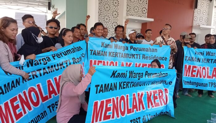 Berujung Deadlock, Warga Tolak Mentah-Mentah Pembangunan TPST Di Cibitung Bekasi 