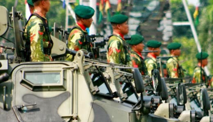 Banner Capres Ganjar Pranowo Di Lahan TNI Akhirnya Dicopot, Kapuspen TNI : Demi Jaga Netralitas