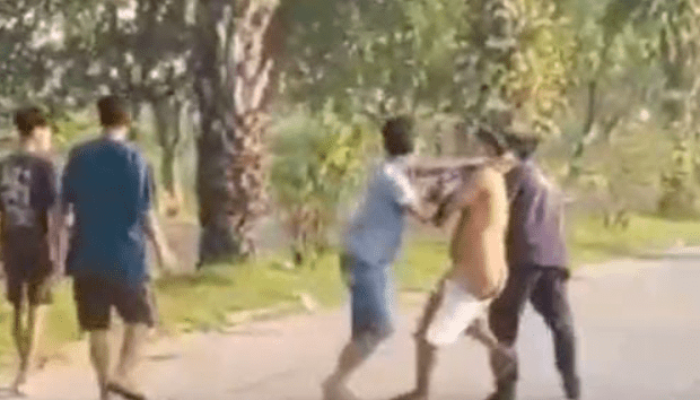 Terduga Pelaku Pencuri Onderdil Mobil Nyaris Dihakimi Massa Di Cikarang Barat Bekasi