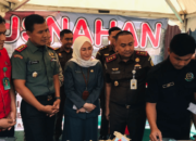 Wow!! Kejari Kabupaten Bekasi Musnahkan 48 Senjata Tajam Dalam Upaya Menanggulangi Kejahatan