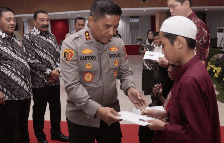 Kapolda Metro Jaya hadiri peringatan Purnawirawan Polri. (Foto: Fathar)