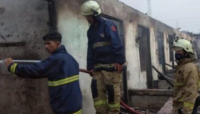 7 Rumah Kontrakan Di Tangerang Ludes Terbakar, Penyebab Diduga Korsleting Listrik