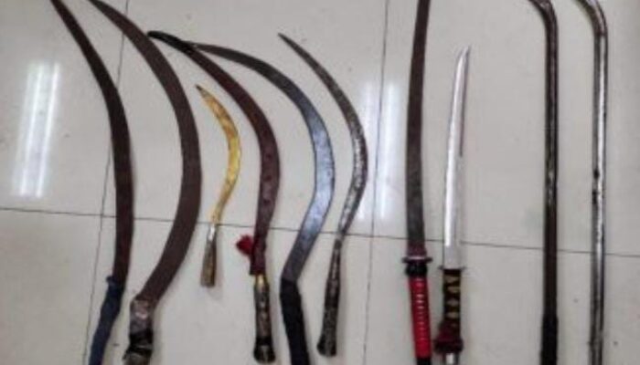 Bawa 10 Sajam Untuk Tawuran, 5 Remaja Asal Kabupaten Serang Ditangkap Polisi