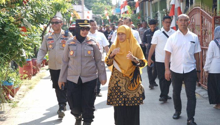 Cek Persiapan Lomba Kampung Bebas Narkoba, Wakapolres Metro Bekasi sapa Warga