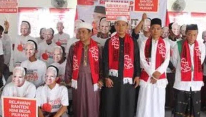 Puluhan Relawan Pendekar Silat & Kiyai Kiyai Pendukung Prabowo 2019 di Tangerang Banten Beralih Dukung Ganjar Di 2024