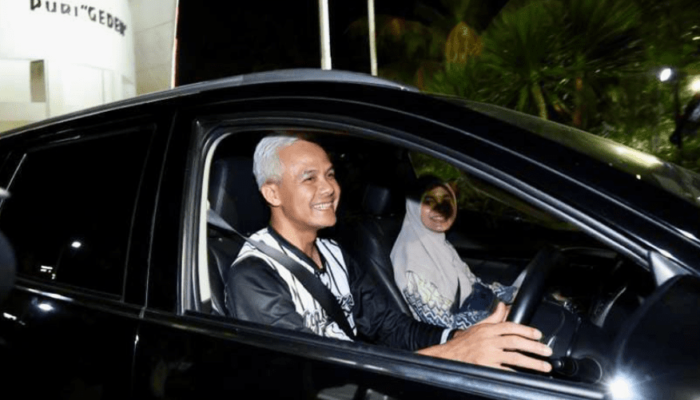 Jarwo Mantan Gubernur Jateng Tinggalkan Rumah Dinas