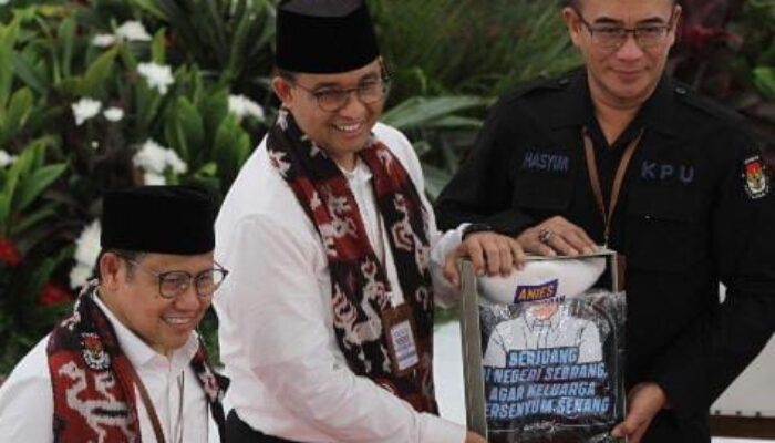 Berkas Pasangan Amin Resmi Diterima KPU