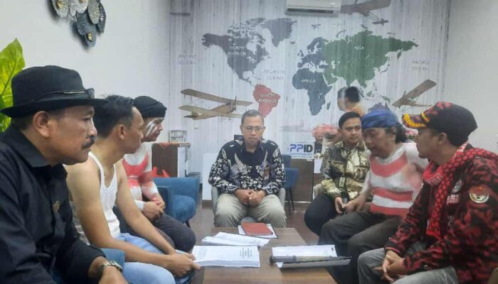 Perwakilan Koalisi Abal-Abal diterima Kemendagri bagian Penerangan, bagian OTDA dan bagian Irjen. (Foto: Istimewah)