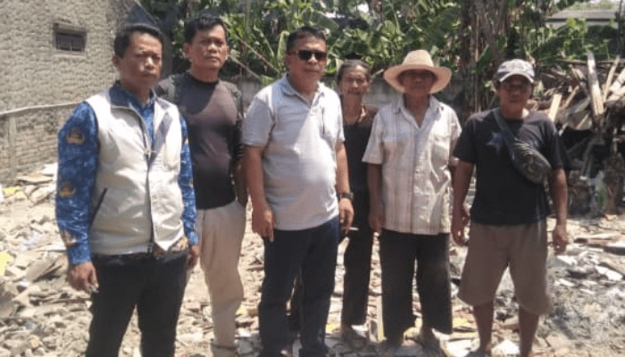 Anggota DPRD Segera Lakukan Perbaikan Rumah Ambruk di Karawang melalui Program Rutilahu