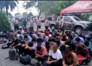 Kedapatan Membawa Sajam, Puluhan Pelajar Diamankan Polsek Kalideres berikut Barbuk