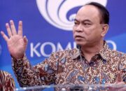 Menkominfo: Warga Diimbau Jangan Terhasut Hoaks Bentrok Ormas vs Massa Pro Palestina