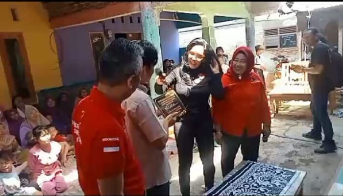 Sambangi Cabangbungin, Kabupaten Bekasi, Ini yang Dilakukan Rieke Dyah Pitaloka