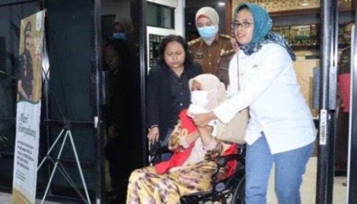 Terbukti Meras Pengusaha, Pasutri Kades dan Kepala Sekolah di Lebak Banten Terancam Dicopot