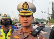Satlantas Polres Depok Tilang Pemotor yang Bergaya Saat Berkendara