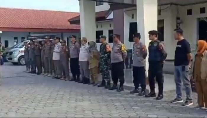 Bangli di Sepanjang Saluran Sekunder Sukatani Kabupaten Bekasi Ditertibkan Tim Gabungan