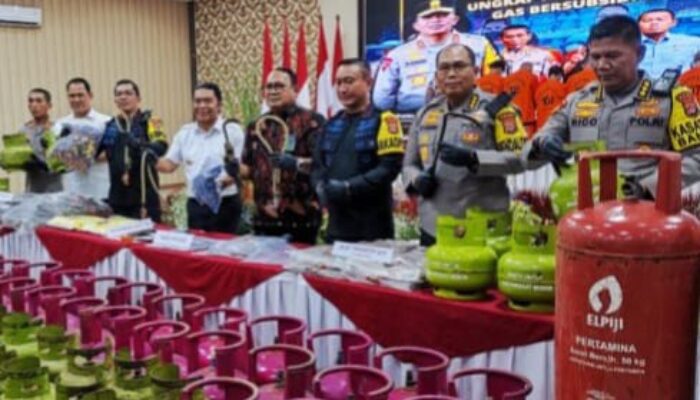 Beromset Miliaran Rupiah Perhari, Polda Banten Ungkap dan Buru 15 Pelaku Sindikat Penyuntikan Gas Elpiji Bersubsidi