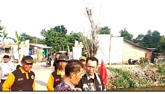 Giat Kerja Bakti di Kecamatan Karang Bahagia, Camat Edukasi Kebersihan