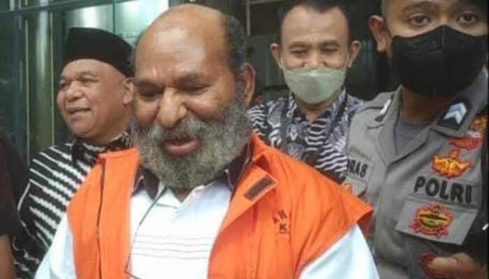 Jenazah Lukas Enembe Besok Malam Diterbangkan ke Papua