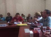 Rapat Kasus Sengketa Tanah, Ketua Komisi III DPRD Banten Hasbudin Usir Warga Medaksa Merak