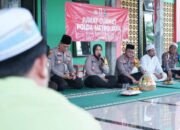 Polwan Polres Metro Bekasi Gelar Jumat Curhat Tingkatkan Keakraban dengan Masyarakat