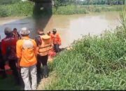 Terkendala Arus Deras, Tim Basarnas Karawang Belum Temukan Korban Tenggelam di Sungai Citarum