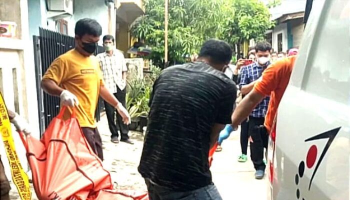 Geger ! Mayat Wanita Paruh Baya Di Serang Baru Bekasi Membusuk di Dalam Rumahnya