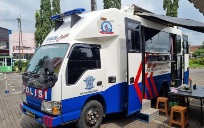 Mobil layanan Samsat Keliling di Jakarta. (Foto : Istimewa)