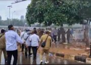 Tuntut Revisi UU Desa, Ribuan Kades se-Indonesia Unjukrasa di Gedung DPR RI