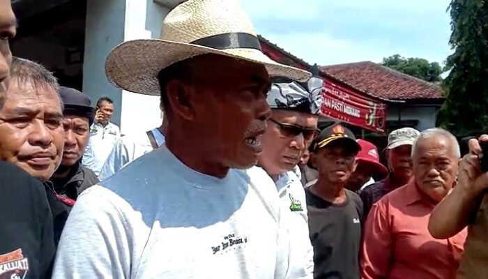 Mantan Bupati Subang H Ruhimat Kembalikan KTA ke PDIP, Ketua DPC Maman : Saya Seperti Dikhianati