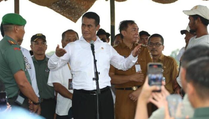 Mentan Ancam Cabut Izin Distributor dan Kios Penimbun Pupuk