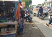 Jelang Tahun Baru 2024, Pedagang Jagung dan Bandeng di Pasar Batujaya Karawang Keluhkan Pembeli Berkurang