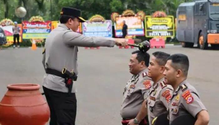 Awal Tahun 2024, Ratusan Polisi Polda Banten Dapat Kenaikan Pangkat