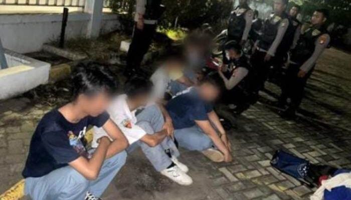 10 Remaja Diduga Hendak Tawuran di Cibodas Tangerang Diamankan Polisi dan Warga