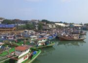 BMKG Imbau Masyarakat Pesisir Perairan Banten Waspadai Gelombang Tinggi dan Angin Kencang