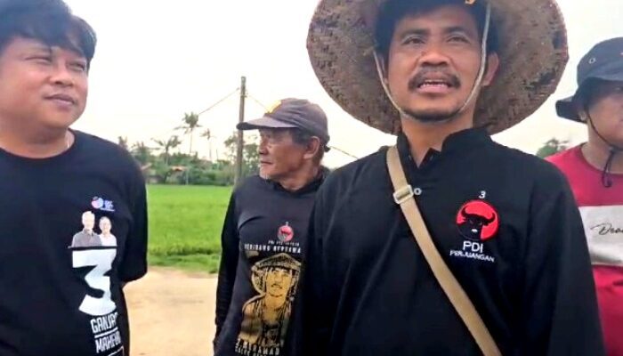 Sapa Masyarakat Desa Karang Mekar Bekasi, Caleg PDIP Muhamad Fauzi: Izinkan Saya Membangun dan Memajukan Warga