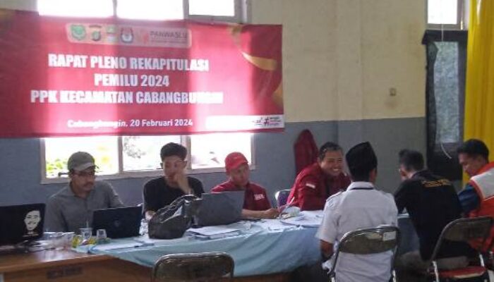 Pleno Rekapitulasi Suara PPK Cabangbungin Bekasi Rampung Tanpa Kendala