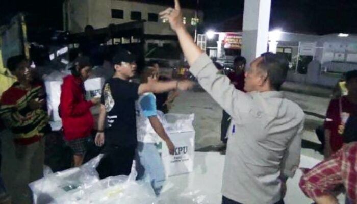 Terindikasi Kecurangan, Kader PDIP Bekasi di Desa Karangsari Cikarang Timur Mengamuk