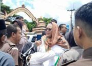 Pengacara Ngamuk di Depan Pengadilan Negeri Serang. Ada apa ?