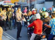 Sinergitas AOB dan Polsek Tambun Selatan Bagikan 200 Box Takjil Jelang Berbuka Puasa
