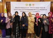 Pj Ketua TP PKK Tine Al Muktabar Buka Musprov V Perwosi Banten