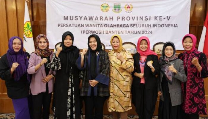 Pj Ketua TP PKK Tine Al Muktabar Buka Musprov V Perwosi Banten