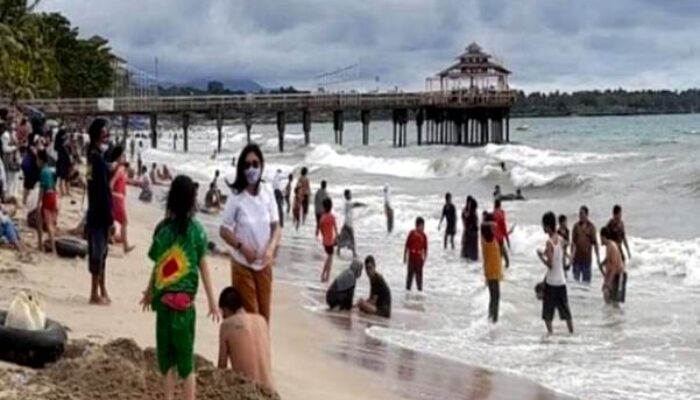 Wisata Pantai Banten Asik saat Libur Lebaran