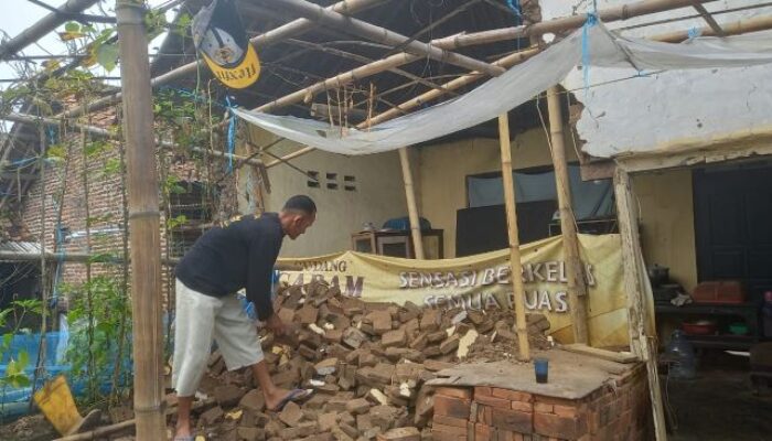 Miris, Warga Cilegon Tinggal di Rumah Tak Layak Huni