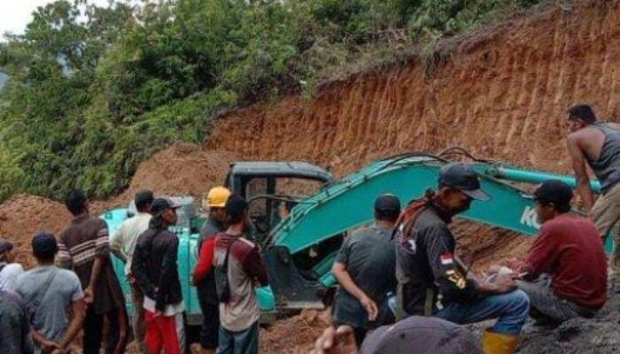 Hingga Hari Ini Basarnas Belum Berhasil Mengevakuasi 2 Penambang Batu Bara yang Tertimbun