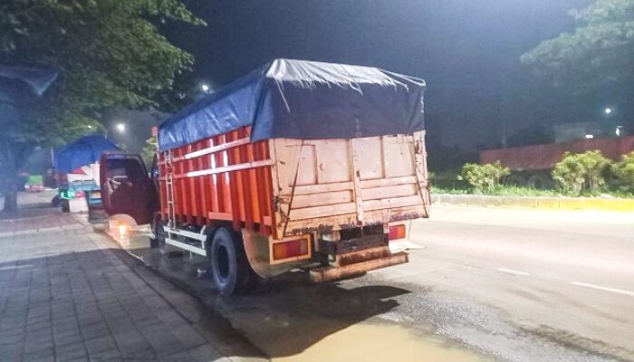 Keluhkan Truk Pasir Basah di JLS Cilegon, Warga: Walikota dan Bupati Jangan Tutup Mata