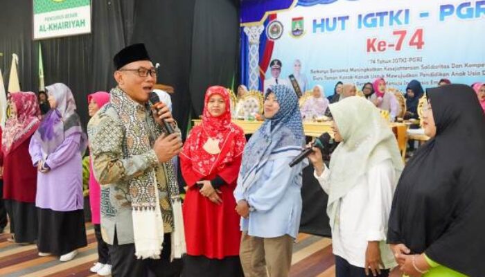 Peringatan HUT IGTKI-PGRI, Wali Kota Helldy Ajak Guru Terus Tingkatkan Kualitas Pendidikan