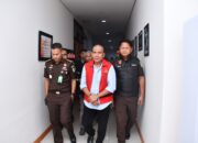 8 Jam Diperikasa, Kejati Jabar Resmi Tahan Eks Pj Bupati Bandung Barat Arsan Latif